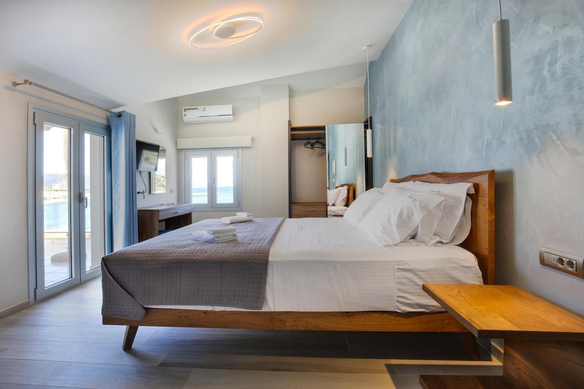 Sunrise Bay Apts Айя-Евфимия Номер фото