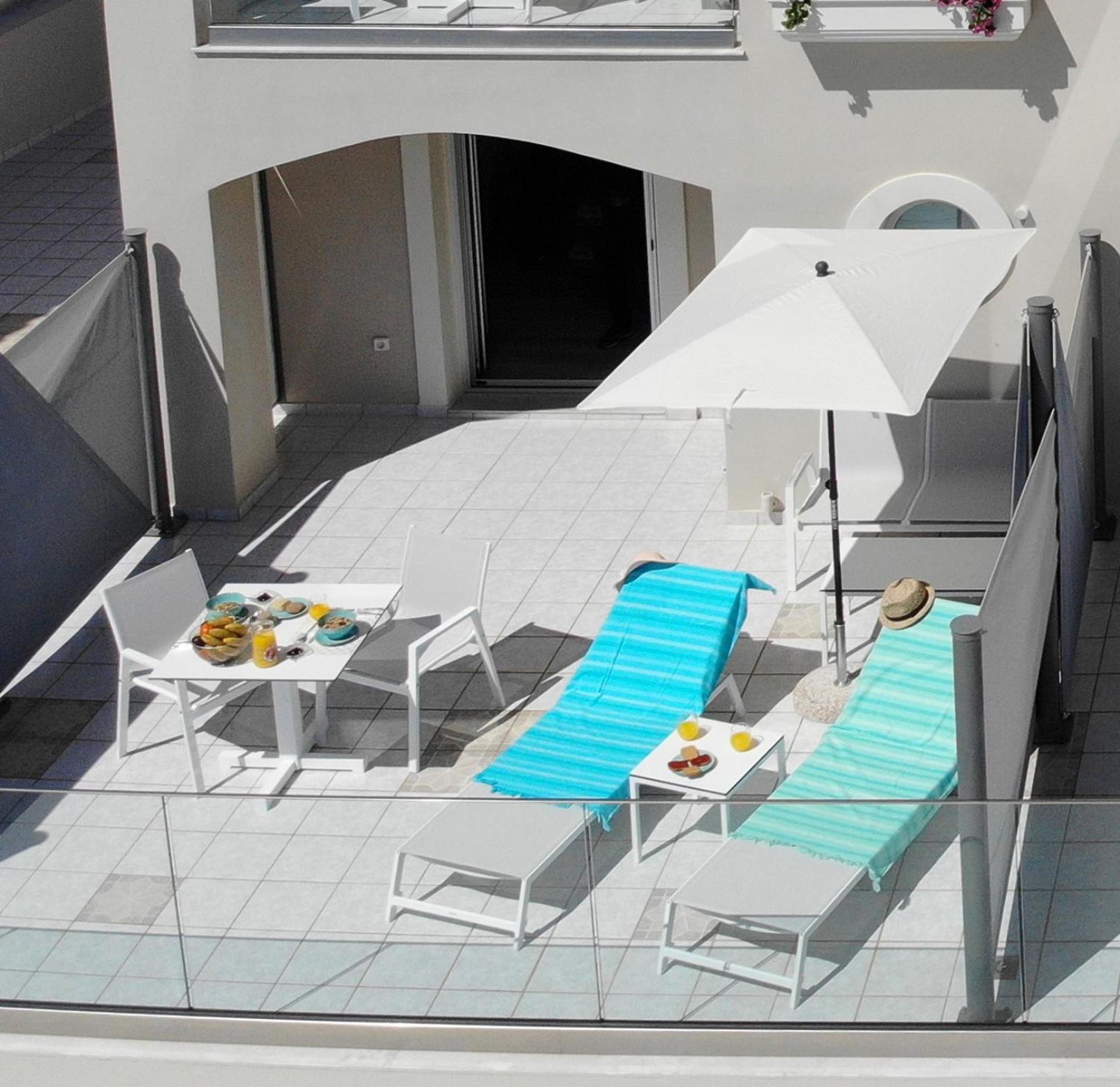 Sunrise Bay Apts Айя-Евфимия Номер фото