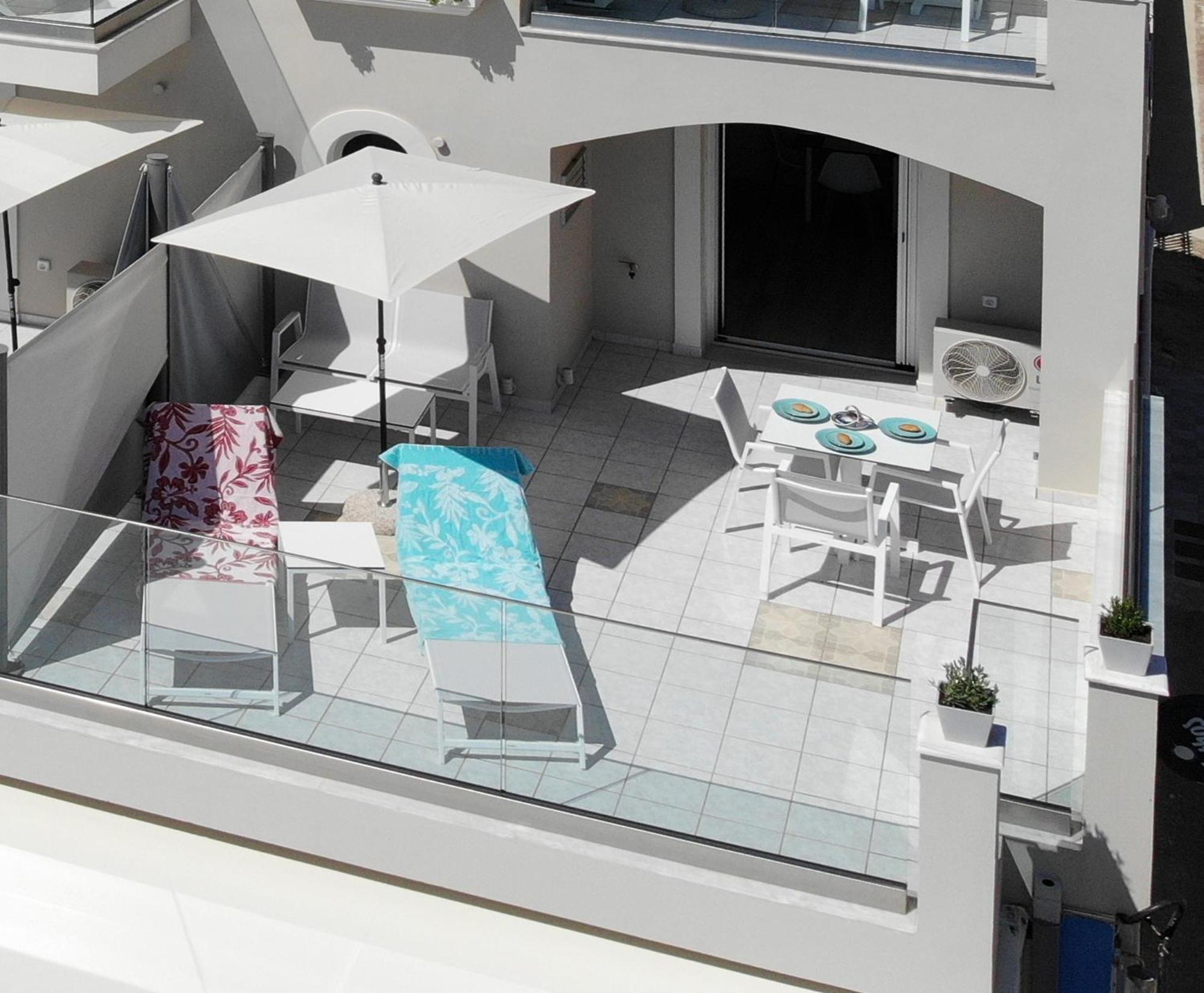 Sunrise Bay Apts Айя-Евфимия Номер фото